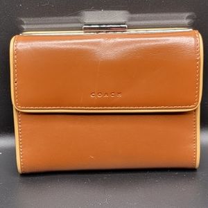 COACH Vintage Framed Push Lock polished Calfskin Leather Compact Wallet Brown